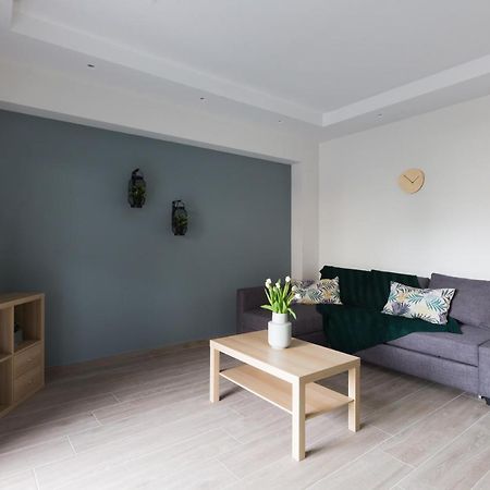 12 Reasons Why Metaxourgeio Aparthotel Athén Kültér fotó