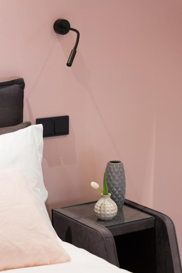 12 Reasons Why Metaxourgeio Aparthotel Athén Kültér fotó