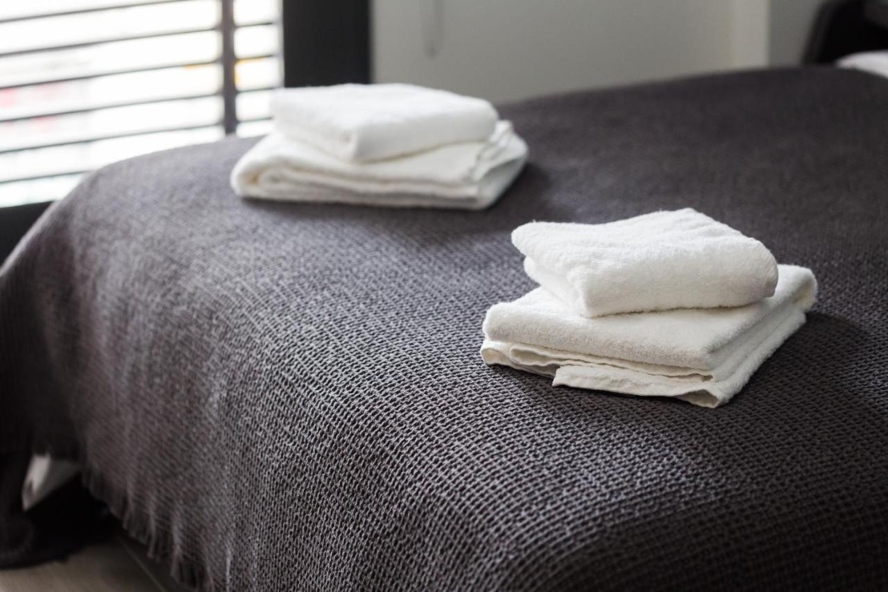 12 Reasons Why Metaxourgeio Aparthotel Athén Kültér fotó