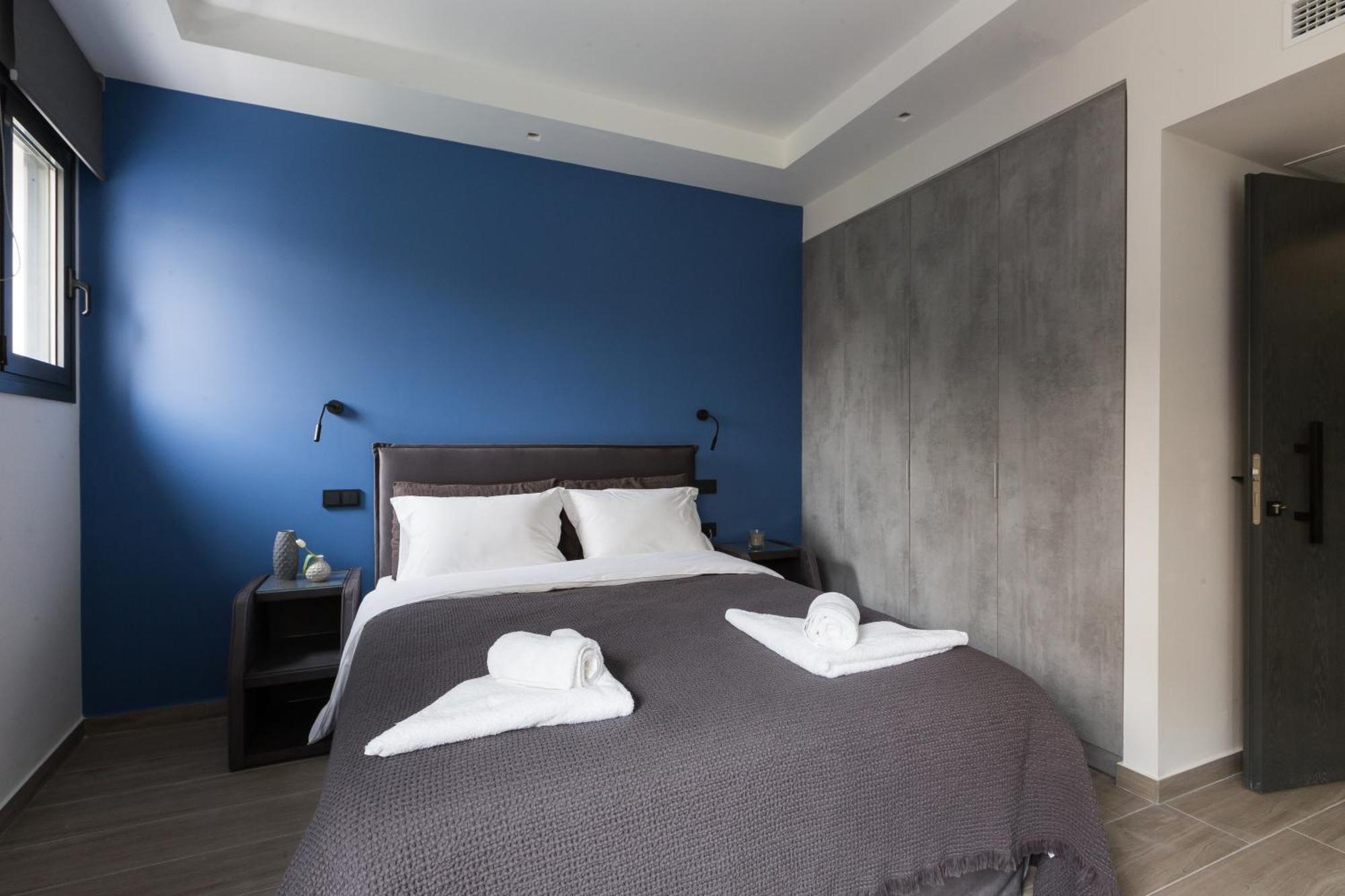 12 Reasons Why Metaxourgeio Aparthotel Athén Kültér fotó